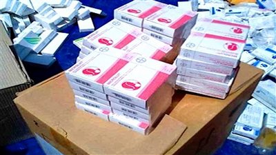 ​جمارك مطار عدن الدولي تضبط شحنة أدوية مهربة إلى عدن