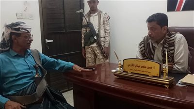 غيثان يبحث مع مدير عام زنجبار حجم التعديات بمنطقة القريات الزراعية