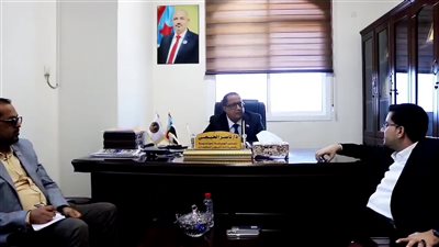 الدكتور الخُبجي يطلع على سير عمل الهيئة التنفيذية لانتقالي محافظة المهرة