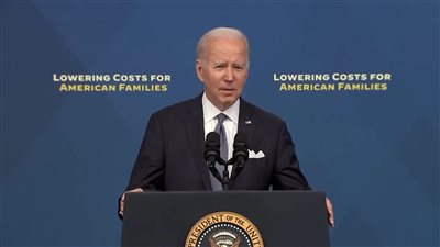 بايدن: الضربات الأميركية لم توقف هجمات الحوثيين بالبحر الأحمر ولكنها ستستمر