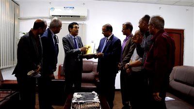 وزارة الشؤون الاجتماعية تمنح الإعلامي جزوليت درع الوزارة 