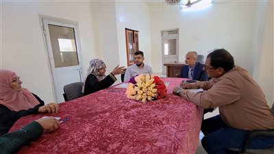 الوكيل الشبحي يتفقد الجمعية الوطنية للقابلات بخور مكسر والمجمع الصحي بالمعلا