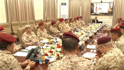 اجتماع عسكري برئاسة وزير الدفاع يناقش تطورات الأوضاع الميدانية