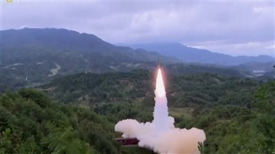 كوريا الشمالية تطلق صواريخ كروز قبالة سواحلها الشرقية