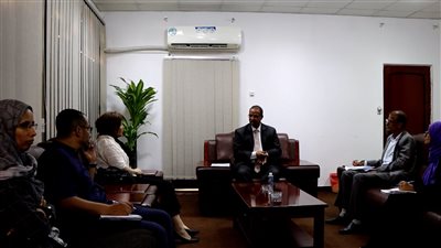 الوزير الزعوري يبحث مع الأمم المتحدة تمكين المرأة في الأمن والسلام