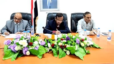 لجنة المناقصات بشبوة ترسي عطاءات 3 مشاريع جديدة