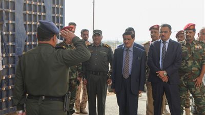 البحسني يدشن الفصل الدراسي الثاني بكلية الشرطة بحضرموت ويشهد عرضًا عسكريًا