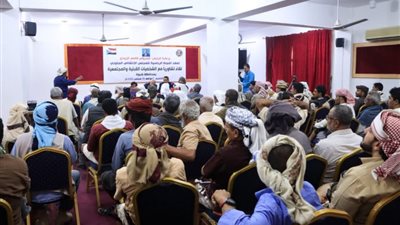 فريق من أعضاء هيئة الرئاسة يطلع على الأوضاع العامة في مدينة عزان بشبوة 