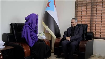 نائب رئيس الهيئة الوطنية للإعلام الجنوبي يستقبل وفدا إعلاميًّا بريطانيًّا