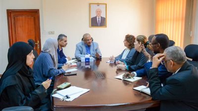 الوزير باذيب يبحث مع مسؤول أممي أولويات التنمية للحكومة