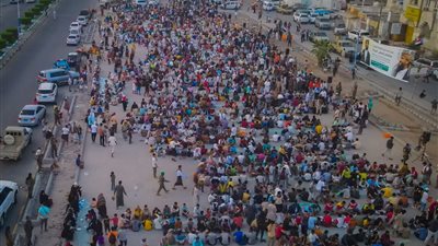 برعاية المحرّمي.. العاصمة عدن تشهد مهرجاناً شعبياً وإفطاراً جماعياً بمناسبة ذكرى الانتصار