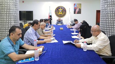 الأمانة العامة تقف أمام كارثة السيول في حضرموت والمهرة وتشدد على سرعة معالجة أوضاع الكهرباء