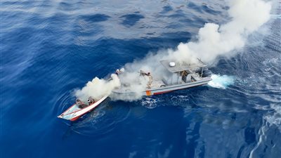 صور.. البحسني يشرف على عدد من التدريبات لفرضيات نفذتها قوات النخبة الحضرمية والأمن العام