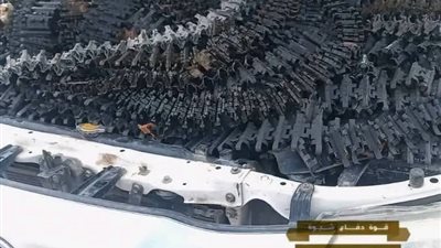 ‏قوات دفاع ‎شبوة تحبط عملية تهريب كمية من الأسلحة في أحد مداخل مدينة ‎عتق