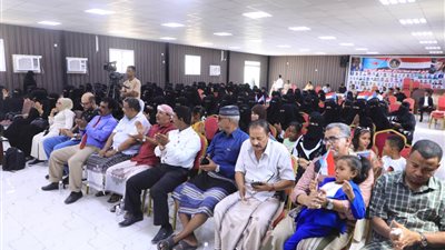 صور..  انتقالي حضرموت ينظم حفلا تكريميا وفنيا للمناضلات والشخصيات النسوية البارزة