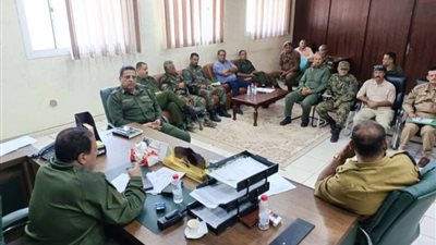 العميد جبر يوجه بعدم التهاون مع المخالفين للإجراءات الأمنية بالعاصمة عدن 