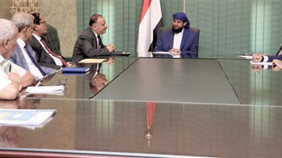 المحرمي يلتقي قيادة وزارة النقل وعدداً من الهيئات والمؤسسات التابعة لها