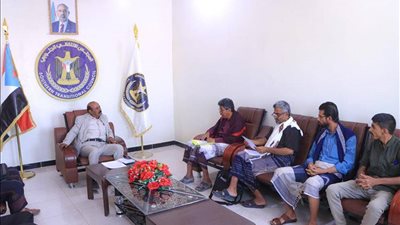 رئيس انتقالي شبوة يلتقي مدير إذاعة شبوة ويشدد على تفعيل دور الإذاعة