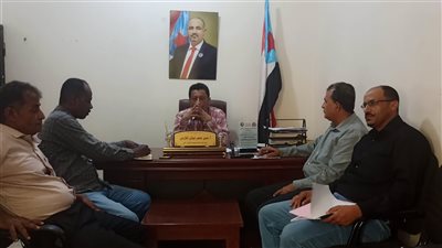 رئيس انتقالي أبين يبحث تحضيرات فعالية ذكرى إعلان عدن التاريخي