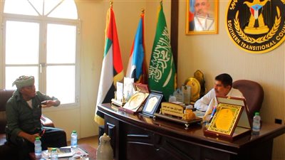 المحمدي يطّلع على نشاطات القيادة المحلية للمجلس الانتقالي بمديرية حجر