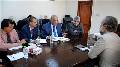 وزير التخطيط يبحث جهود معالجة تداعيات الأزمة الإنسانية الراهنة