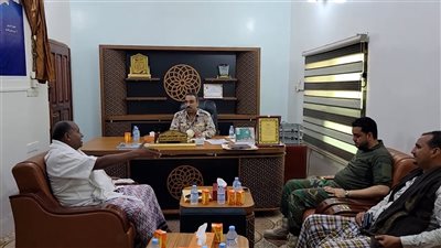 اجتماع يناقش سُبل تسهيل حركة السفن والمسافرين من موانئ حضرموت - سقطرى