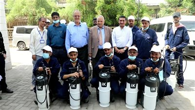 تدشين حملات الرش اليرقي والتوعية المجتمعية لمكافحة الحميات بعدن