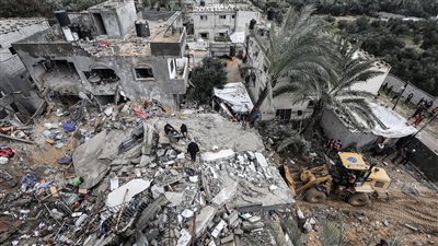 شهداء ومصابون في قصف إسرائيلي على وسط قطاع غزة