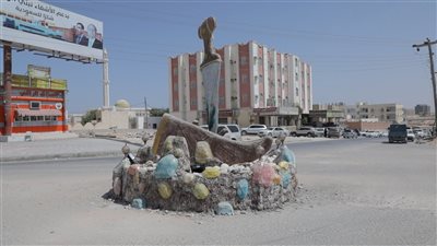 أمن المهرة يحيل خلية إرهابية من 9 أشخاص للنيابة الجزائية المتخصصة بحضرموت