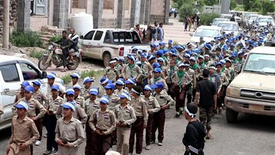 فيديوجرافيك.. ممارسات حوثية للمتاجرة بالتعليم قي مناطق سيطرته