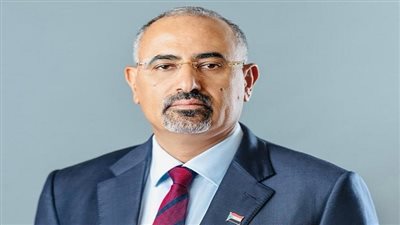 الرئيس الزُبيدي يعزي في وفاة المناضل الأكتوبري علي مثنى حيمد