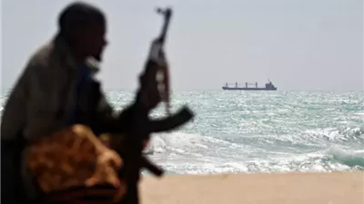 أميرال أوروبي: الحوثيون أعادوا تنشيط شبكات القرصنة قبالة ساحل الصومال