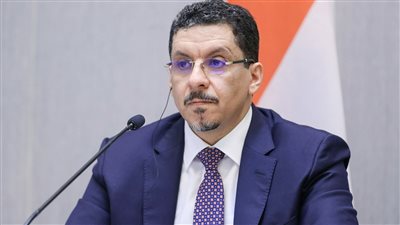 الحكومة تجدد موقفها الداعم لعملية السلام وتحذر من استمرار التصعيد 