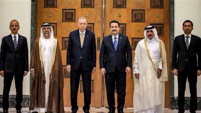 الإمارات وقطر والعراق وتركيا تجتمع بإسطنبول لبدء مشروع طريق التنمية