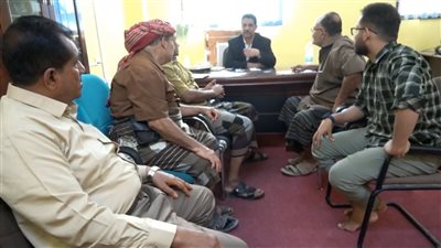 الواجبات الزكوية بلحج تشدد على ضرورة تحسين إيرادات المحافظة