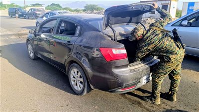 ضبط أكثر من 99 قطعة سلاح بالعاصمة عدن