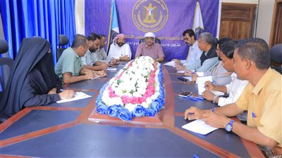 تنفيذية انتقالي وادي حضرموت تشدد على ضرورة تعزيز وحدة الصف