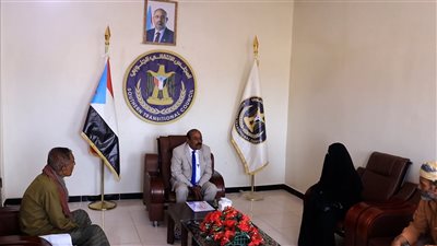 رئيس انتقالي شبوة: مستعدون لتقديم كل الدعم لتنمية وتأهيل المرأة 