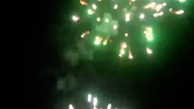 سماء المحفد تضيء بالألعاب النارية ابتهاجا بذكرى 14 اكتوبر المجيدة