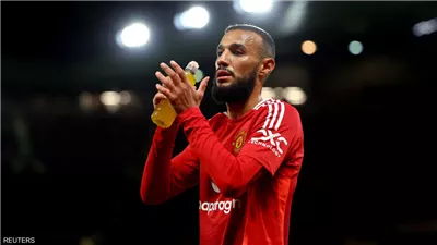 مانشستر يونايتد يعلن خضوع المغربي مزراوي لجراحة في القلب