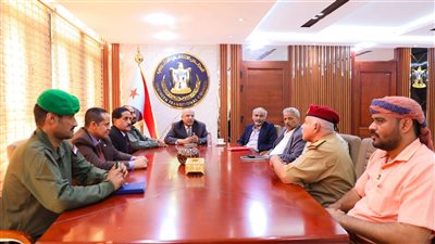  الكثيري يؤكد أهمية تعزيز الجبهة الداخلية وتوحيد الجهود لمواجهة التحديات