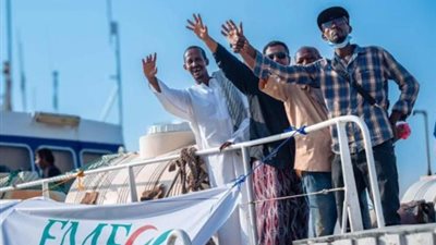 عودة 157 لاجئًا صوماليًا إلى بلادهم 