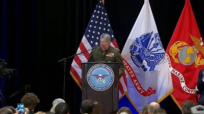 تقرير.. جنرال أمريكي يكشف أن وقف هجمات الحوثيين يحتاج فقط لقرار سياسي 