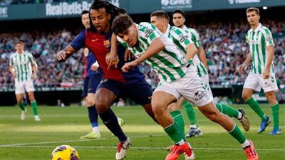 برشلونة يتعادل مع بيتيس في الجولة الـ16 من الدوري الإسباني لكرة القدم 