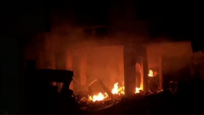 الجيش الإسرائيلي يحرق مستشفى كمال عدوان في غزة