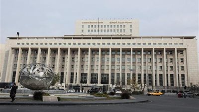 لندن تلغي عقوبات على كيانات سورية بينها البنك المركزي وشركات الطاقة
