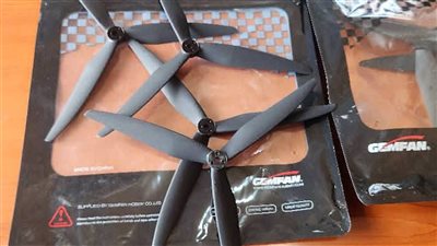 ضبط 800 مروحة طيران مسيّر في منفذ صرفيت بمحافظة المهرة