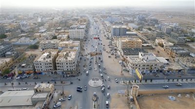 محافظ شبوة يكشف التوجه لإنشاء أول مدينة طبية على مستوى الجمهورية في عتق