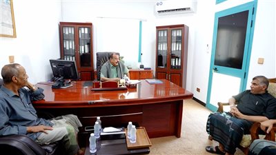 اللواء بن بريك يؤكد أهمية الحفاظ على قوات النخبة كرمز لوحدة أبناء حضرموت