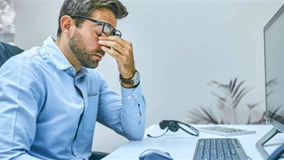 أسباب إصابة العين بالإجهاد وطرق فعالة للوقاية